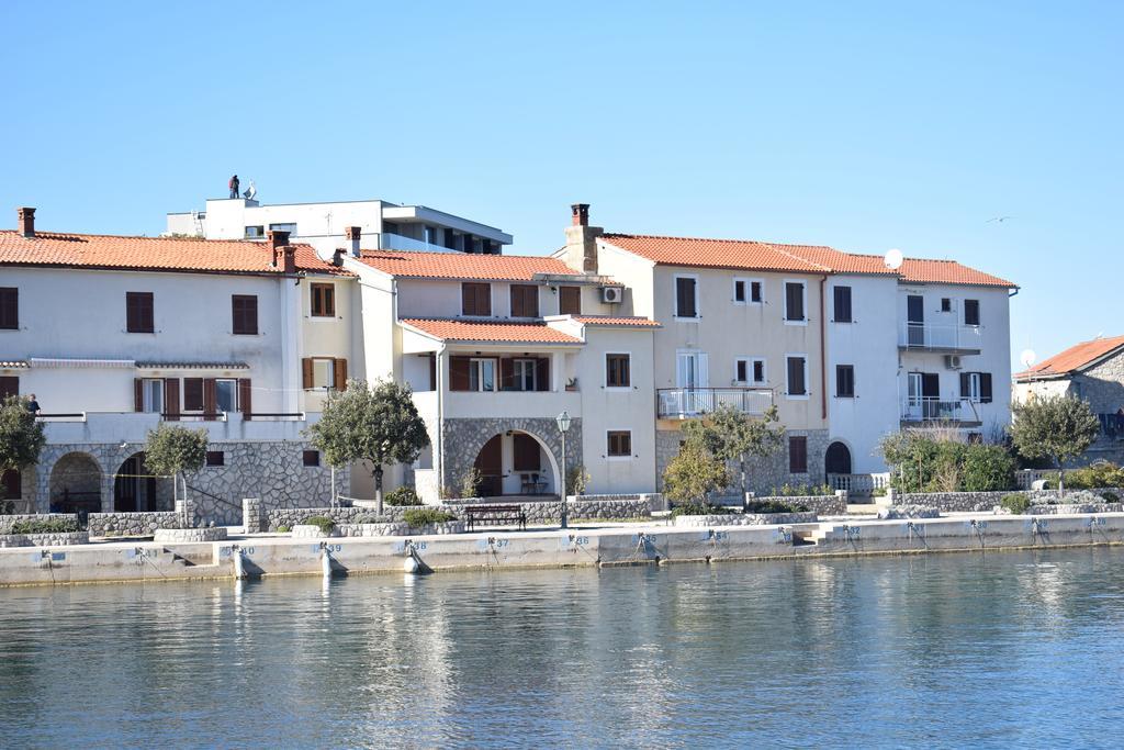 Apartments Blue Dream Malinska Exterior photo