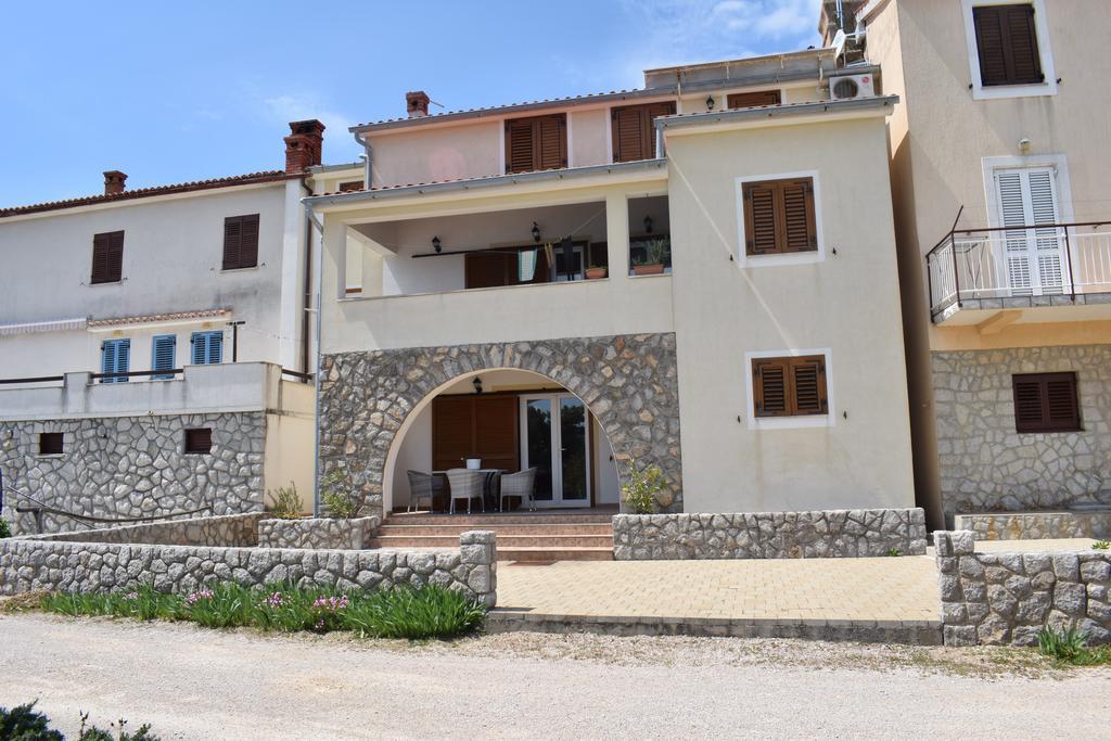 Apartments Blue Dream Malinska Exterior photo